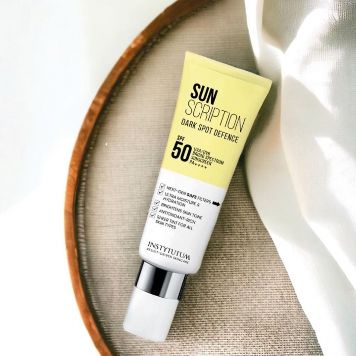 SUNSCRIPTION DARK SPOT DEFENCE SPF50 Солнцезащитный крем для лица