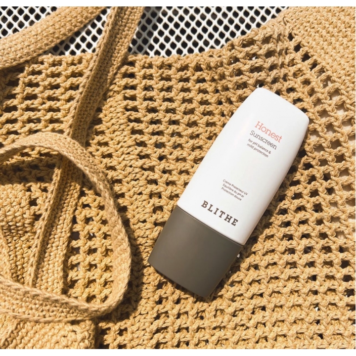 Blithe Honest Sunscreen SPF 50+ PA ++++ Солнцезащитный крем 