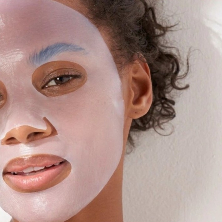 Y-THEOREM Биоцеллюлозная омолаживающая маска для лица