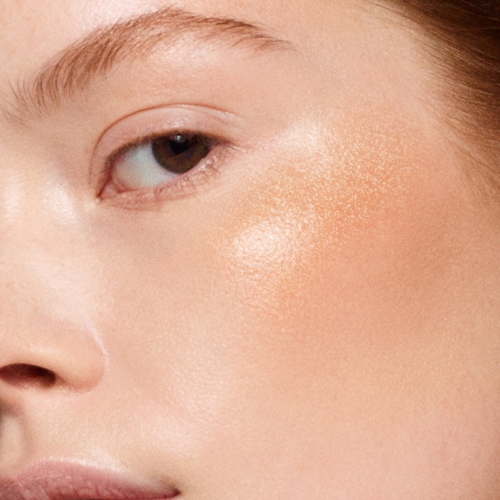 Tom Ford Soleil De Feu Glow Highlighter Хайлайтер для лица в оттенке #Mirage