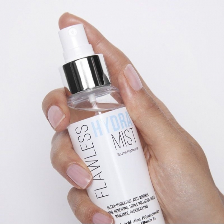 FLAWLESS HYDRA MIST Увлажняющий спрей