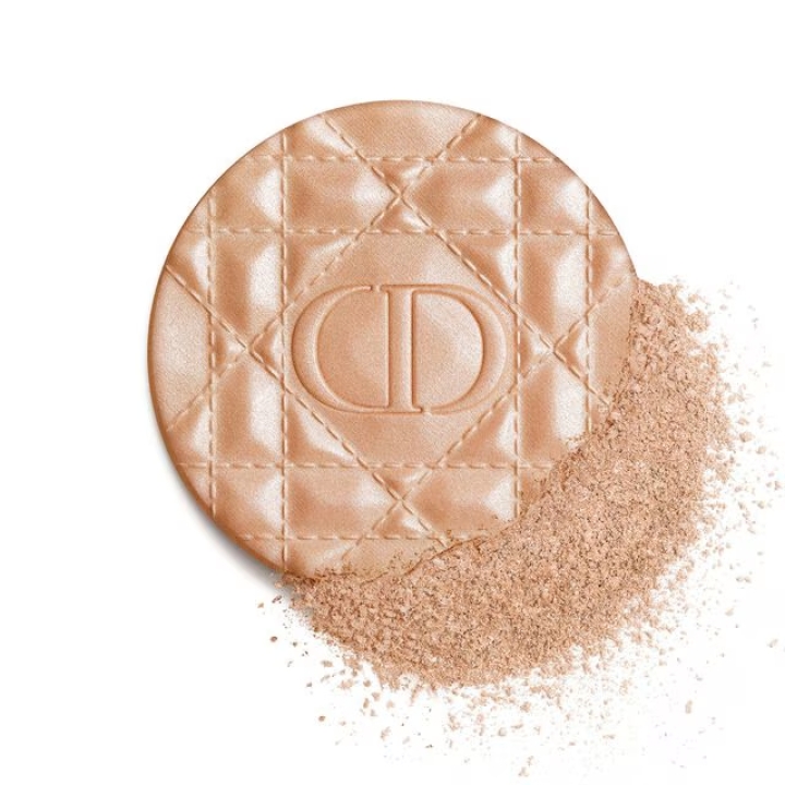 Dior Forever Glow Luminizer Хайлайтер в оттенке #01NudeHalo