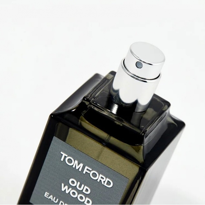 Парфюм Tom Ford Oud Wood