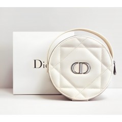 Dior Кожаная косметичка