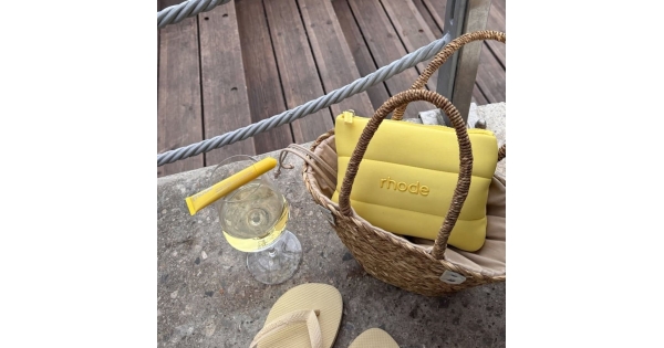 購入証明あり RHODE THE SUMMER KIT 購入証明あり RHODE THE SUMMER KIT 購入証明あり RHODE THE