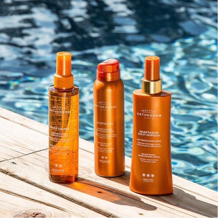 Adaptasun Солнцезащитное cпрей-молочко при умеренном солнце SPF30